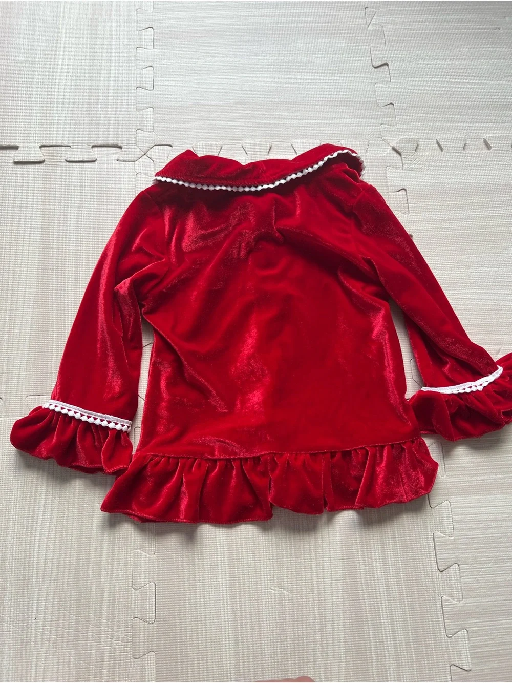 N/A adorable red
